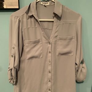 EXPRESS, Gray Button down. Amazing shape!